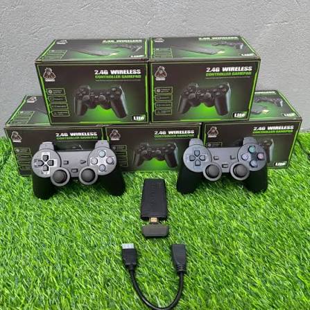 GAME STICK PAD BM8 CON MÁS DE 20,000 JUEGOS RETRO